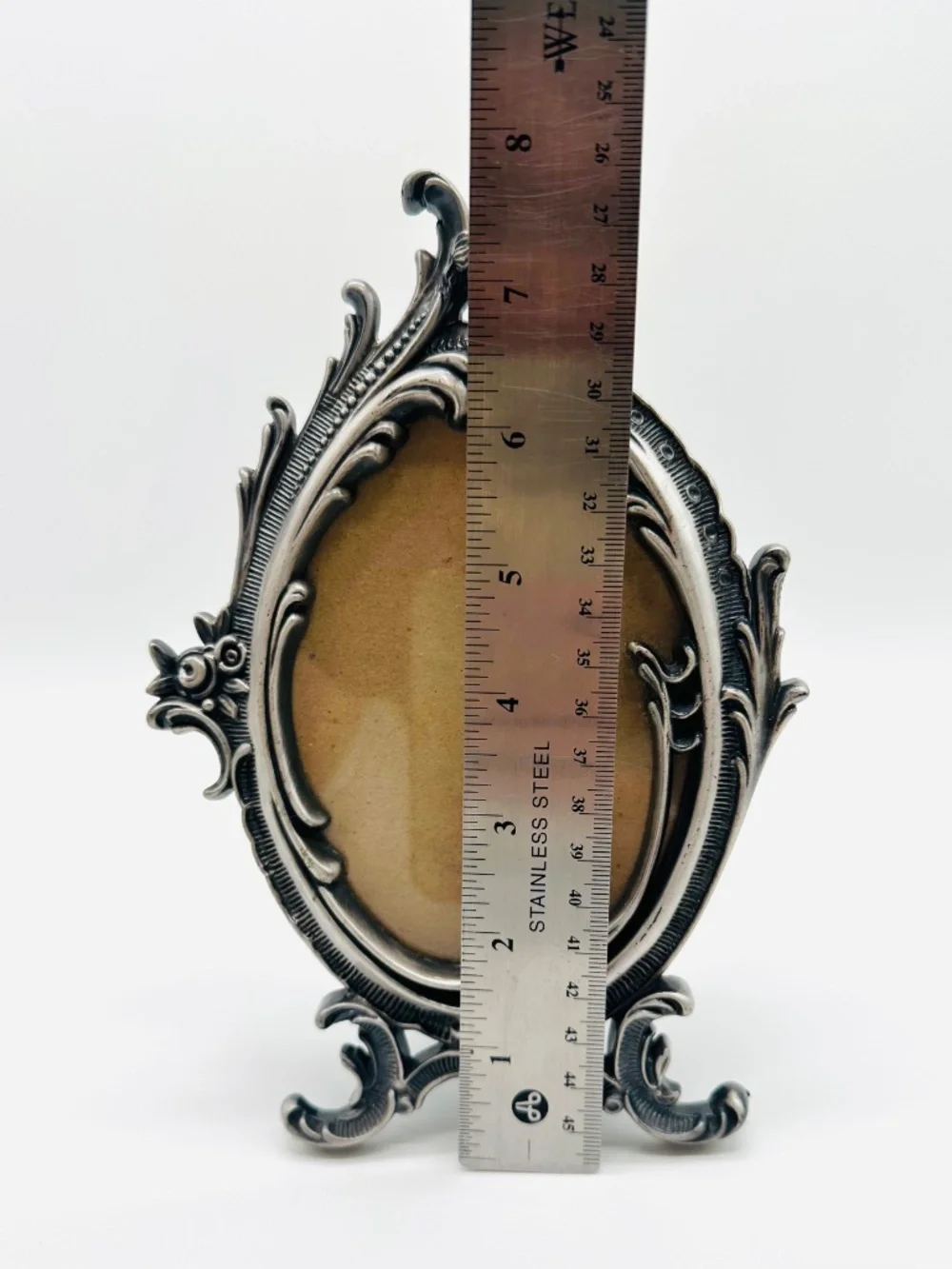 VTG Linco Pewter Cherub Oval Picture Frame Ornate Victorian Baroque Velvet Back